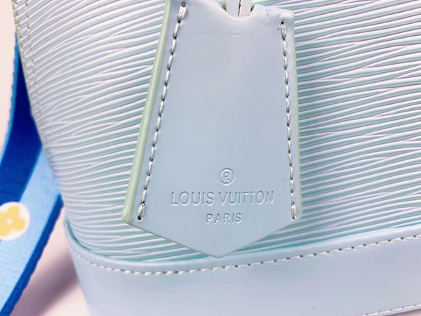 ルイヴィトンバッグ素材ディテール